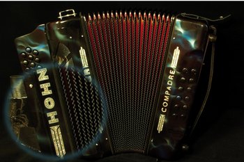 AKKORDEON VON HOHNER